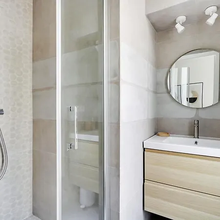 Appartamento Chic & Spacious 2bdr - 4p - Av Suffren Tour Eiffel Parigi