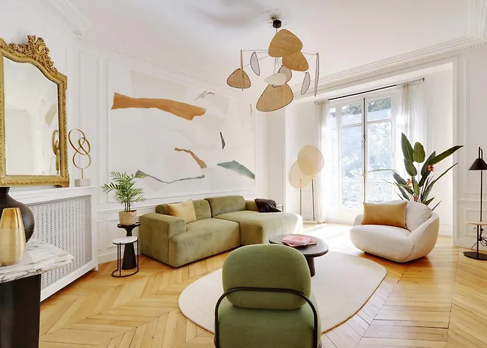 Chic & Spacious 2bdr - 4p - Av Suffren Tour Eiffel Апартаменты *