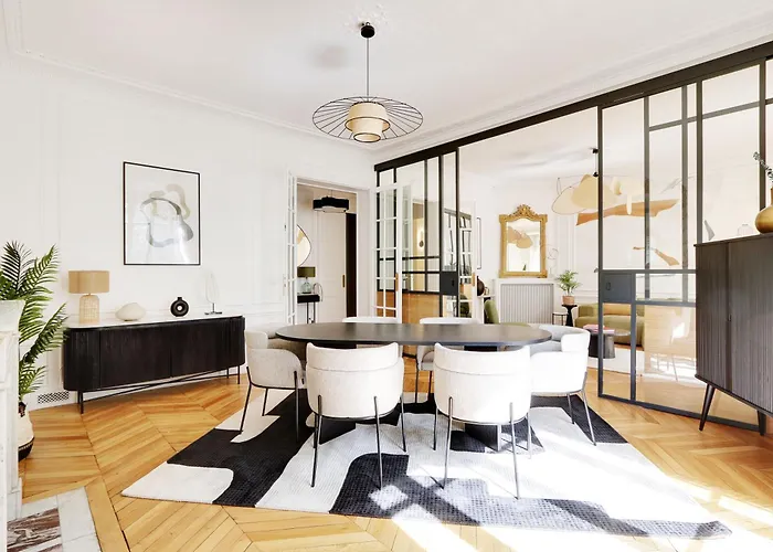 Chic & Spacious 2bdr - 4p - Av Suffren Tour Eiffel * Париж