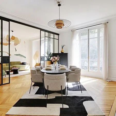 Chic & Spacious 2bdr - 4p - Av Suffren Tour Eiffel *