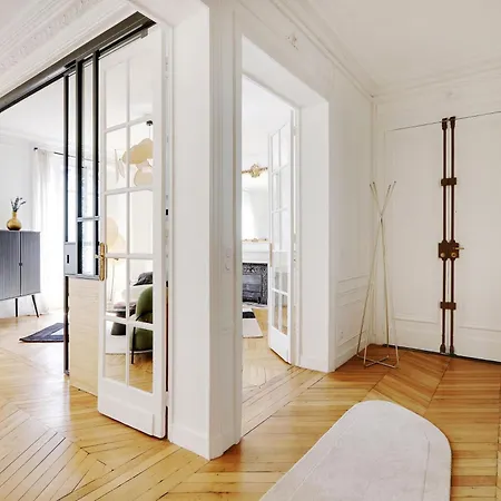 Chic & Spacious 2bdr - 4p - Av Suffren Tour Eiffel アパート *