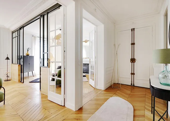 Chic & Spacious 2bdr - 4p - Av Suffren Tour Eiffel شقة *