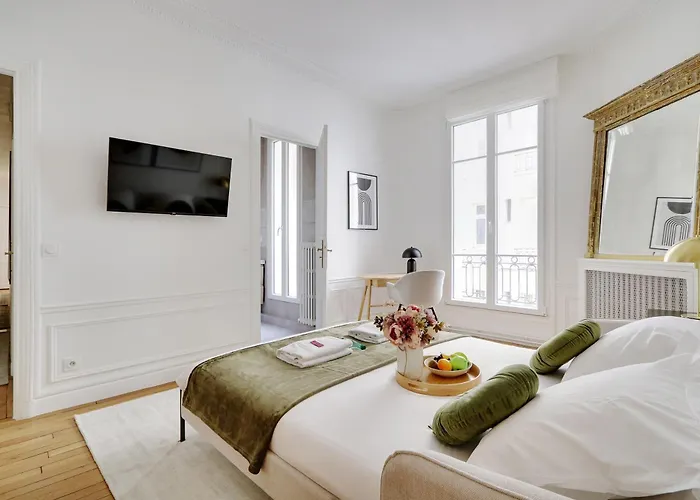 Chic & Spacious 2bdr - 4p - Av Suffren Tour Eiffel شقة باريس