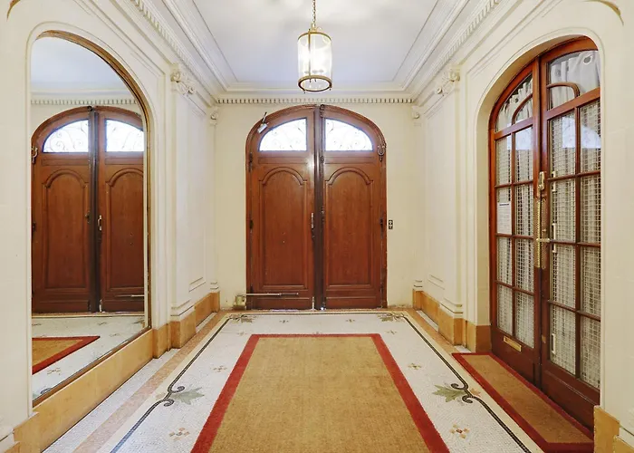 Chic & Spacious 2bdr - 4p - Av Suffren Tour Eiffel باريس